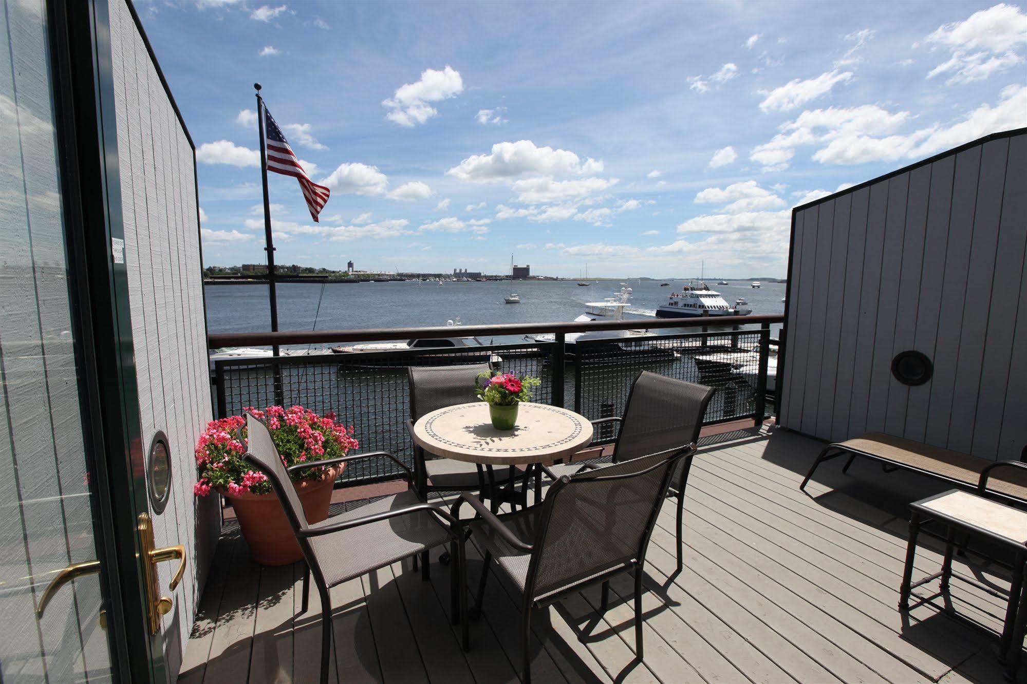 Hotel Boston Yacht Haven Exteriér fotografie